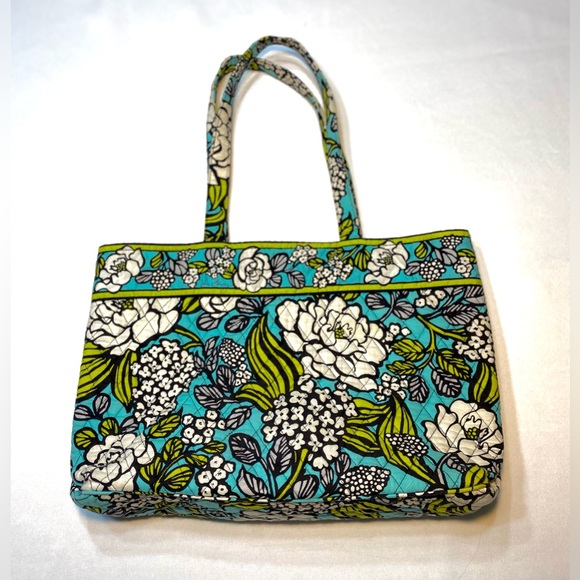 TOTE + Wallet Vera Bradley Floral 12” x 16” x 4.5” - Picture 2 of 14